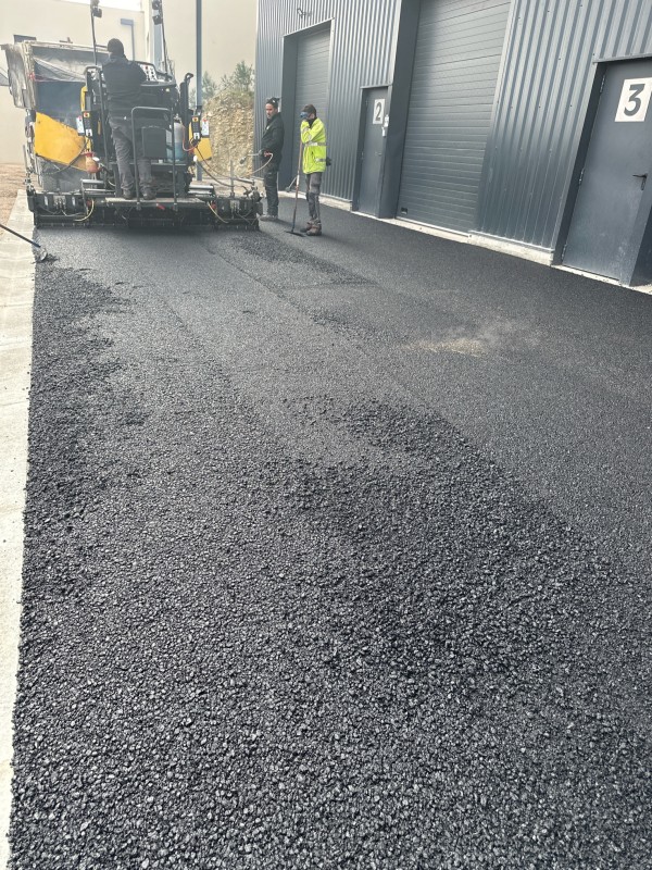 pose enrobé à chaud chez un particulier à Vergèze 