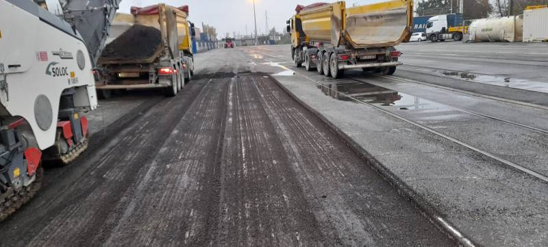 Travaux de voirie avec application de bitume à Montpellier